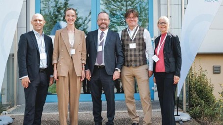 Group of guests at the LAUDA Medical opening ceremony